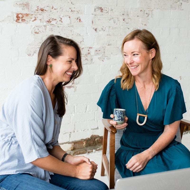 health coaches bee pennington liv brown sitting laughing